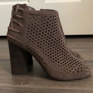 Gray Gianni Bini booties 🥳